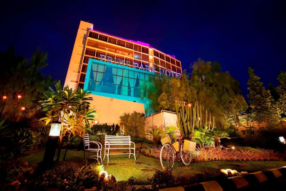 Prime Park Hotel Bandung Exterior photo